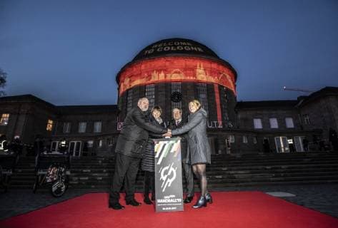 Handball WM 2019 Lanxess Arena Koeln Deutschland Datum: 18.01.2019 Von links: Andreas Michelmann Henriette Reker Armin Laschet Anna Rapp