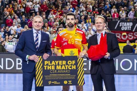 Köln, Deutschland 19. Januar 2019: WM 2019 Männer - Hauptrunde - Frankreich vs. Spanien Player of the Match Ferran Sole (Spanien) Köln Lanxess Arena Nordrhein-Westfalen Deutschland