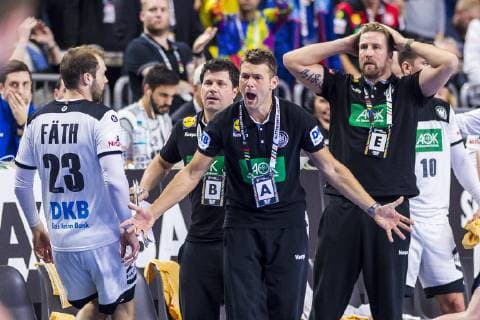 Köln, Deutschland 19. Januar 2019: WM 2019 Männer - Hauptrunde - Deutschland vs. Island Trainer Christian Prokop (Deutschland) aergerlich ärgerlich, sauer, wütend wuetend. schreit. tobt. Köln Lanxess Arena Nordrhein-Westfalen Deutschland