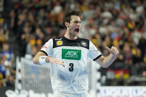 GER, IHF WM 2019, Deutschland (GER) vs Island (ISL) 19.01.2019, Lanxess Arena , Koeln, GER, IHF WM 2019, Deutschland (GER) vs Island (ISL) , im Bild picture shows: Uwe Gensheimer (GER 3), freut sich ueber ein Tor