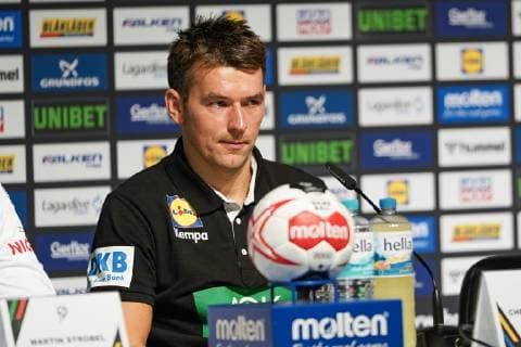 GER, IHF WM 2019, Deutschland (GER) vs Island (ISL) 19.01.2019, Lanxess Arena , Koeln, GER, IHF WM 2019, Deutschland (GER) vs Island (ISL) , im Bild picture shows: Christian Prokop Headcoach Trainer (GER).