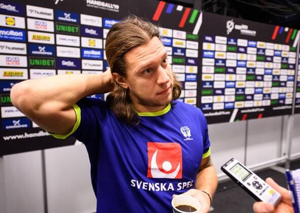 Handball WM, Schweden Training 190120 Mattias Zachrisson of Sweden in the mixed zone during the IHF World Handball Championship on January 20, 2019 in Herning. Photo: Petter Arvidson BILDBYRN kod PA 92206 Copyright: PETTERxARVIDSON BB190120PA032