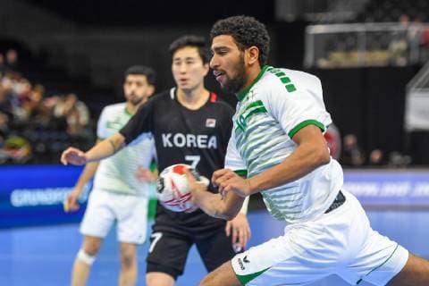 HANDBALL - IHF WC, KOR vs KSA COPENHAGEN,DENMARK,20.JAN.19 - HANDBALL - IHF Men s World Championships, international match Länderspiel Korea vs Saudi Arabia. Image shows Suyoung Jung (KOR) and Fahad Alfarhan (KSA). GEPAxpictures xOliverxLerch