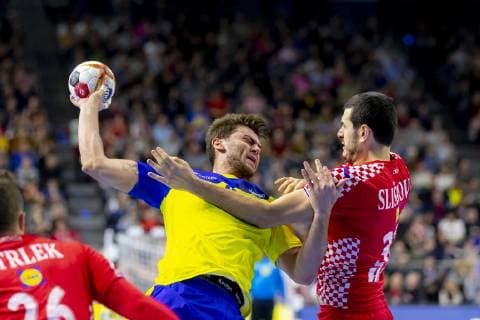 Handball WM, Brasilien - Kroatien Haniel Langaro (Nr. 37, Brasilien) gegen Ivan Sliskovic (Nr. 32, Kroatien). Brasilien vs. Kroatien, Hauptrunde, Handball, IHF Handball Weltmeisterschaft, 20.01.19 Koeln Nordrhein-Westfalen Germany Lanxess-Arena Copyright: xAgentur54Gradx xFelixxKoenigx