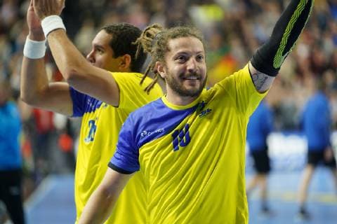 GER, IHF WM 2019, Brasilien (BRA) vs Kroatien (CRO) 20.01.2019, Lanxess Arena Koeln, GER, IHF WM 2019, Brasilien (BRA) vs Kroatien (CRO) im Bild picture shows: die Brasilianer freuen sich ueber den aussergewöhnlichen Sieg, Fabio Chiuffa (BRA 19),