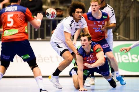 Handball WM, Norwegen - Ägypten 190120 Magnus Abelvik R¿d of Norway and Ali Zeinelabedin of Egypt during the IHF World Handball Championship match between Norway and Egypt on January 20, 2019 in Herning. Photo: Petter Arvidson BILDBYRN kod PA 92208 Copyright: PETTERxARVIDSON BB190120PA114