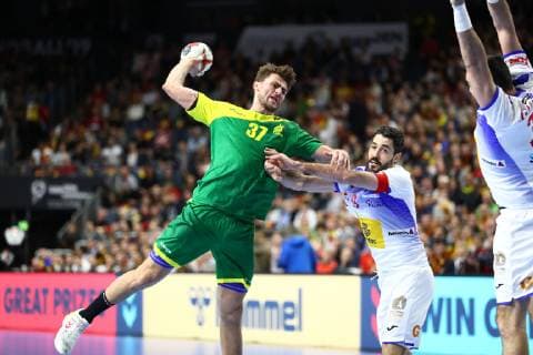 Haniel Langaro (Brasilien) im Zweikampf mit Raul Rodriguez Entrerrios (Spanien), Spanien vs Brasilien, IHF Maenner Handball Weltmeisterschaft, 21.01.2019 Fotograf Neis Eibner Spanien vs Brasilien, IHF Maenner Handball Weltmeisterschaft, 21.01.2019 Köln Copyright: xEIBNER Alexander_Neisx EP_ANS