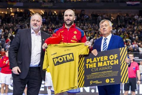 Köln, Deutschland 21. Januar 2019: WM 2019 Männer - Hauptrunde - Spanien vs. Brasilien v.li. DHB Präsident Andreas Michelmann, Joan Canellas (Spanien), EHF Präsident Michael Wiederer Köln Lanxess Arena Nordrhein-Westfalen Deutschland