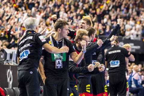 Köln, Deutschland 21. Januar 2019: WM 2019 Männer - Hauptrunde - Kroatien vs. Deutschland Trainer Christian Prokop (Deutschland) Jubel Freude Emotion Köln Lanxess Arena Nordrhein-Westfalen Deutschland