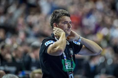 Koeln, Deutschland, 21.01.2019, IHF Handball WM 2019, Hauptrunde, Kroatien - Deutschland, Christian Prokop (Trainer-GER) gestikuliert, gestik ( DeFodi520