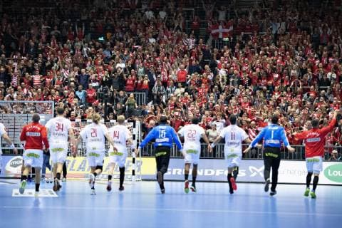 The danish players celebrate their victory in the men s IHF Handball World Championship WM Weltmeisterschaft Main Round Group 2 match between Egypt and Denmark in Herning, Denmark, Monday, Jan. 21, 2019.. , Herning Jylland Denmark Copyright: HenningxBagger HenningxBaggerx COP105 spdk20190121-220834-L