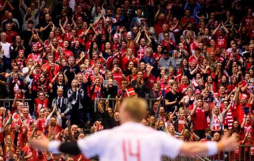 190121 The fans of Denmark celebrates after a goal by Anders Zachariassen of Denmark during the IHF World Handball Championship match between Egypt and Denmark on January 21, 2019 in Herning. Photo: Petter Arvidson BILDBYRAN kod PA 92210 Copyright: PETTERxARVIDSON BB190121PA144