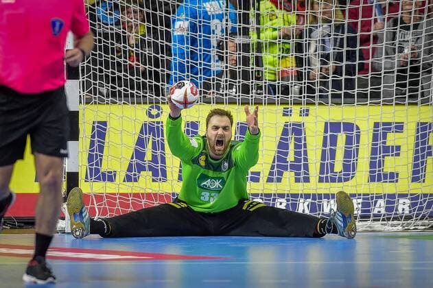 Koeln, Deutschland, 21.01.2019, IHF Handball WM 2019, Hauptrunde, Kroatien - Deutschland, Andreas Wolff (GER) gestikuliert, gestik ( DeFodi520