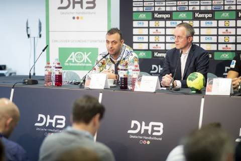 DHB-Vizepraesident Bob Hanning und Pressesprecher Tim Oliver Kalle. Pressekonferenz des DHB, Hauptrunde, Handball, IHF Handball Weltmeisterschaft, 22.01.19 Koeln Nordrhein-Westfalen Germany Lanxess-Arena Copyright: xAgentur54Gradx xFelixxKoenigx