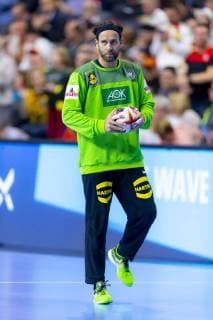 Torhueter Silvio Heinevetter (Nr. 12, Deutschland) waehrend einer Spielunterbrechung. Kroatien vs. Deutschland, Hauptrunde, Handball, IHF Handball Weltmeisterschaft, 21.01.19 Koeln Nordrhein-Westfalen Germany Lanxess-Arena Copyright: xAgentur54Gradx xFelixxKoenigx