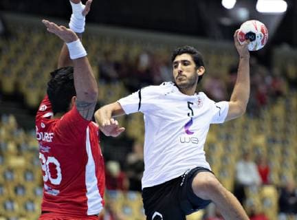Yahia Omar of Egypt and Marouan Chouiref of Tunisia during the men s IHF Handball World Championship WM Weltmeisterschaft Main Round Group 2 match between Tunisia and Egypt in Herning, Denmark, Wednesday, Jan. 23, 2019.. , Herning Jylland Denmark Copyright: HenningxBagger HenningxBaggerx COP103 spdk20190123-160552-L