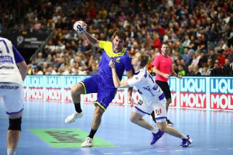 Haniel Langaro (Brasilien) im Zweikampf mit Omar Ingi Magnusson (Island), Brasilien vs Island, IHF Maenner Handball Weltmeisterschaft, 23.01.2019 Fotograf Neis Eibner Brasilien vs Island, IHF Maenner Handball Weltmeisterschaft, 23.01.2019 Köln Copyright: xEIBNER Alexander_Neisx EP_ANS