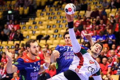 190123 Bence Banhidi of Hungary in a duel with Christian O Sullivan and Magnus Abelvik R¿d of Norway during the IHF World Handball Championship match between Norway and Hungary on January 23, 2019 in Herning. Photo: Petter Arvidson BILDBYRN kod PA 92212 Copyright: PETTERxARVIDSON BB190123PA007