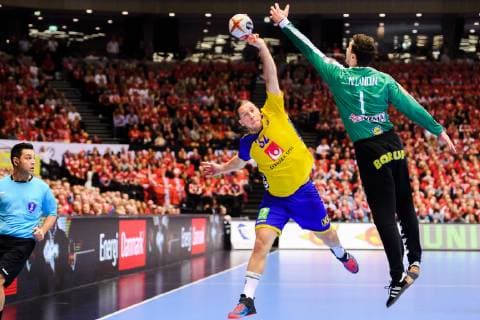 190123 Mattias Zachrisson of Sweden and Goalkeeper Niklas Landin of Denmark during the IHF World Handball Championship match between Denmark and Sweden on January 23, 2019 in Herning. Photo: Petter Arvidson BILDBYRN kod PA 92213 Copyright: PETTERxARVIDSON BB190123PA074
