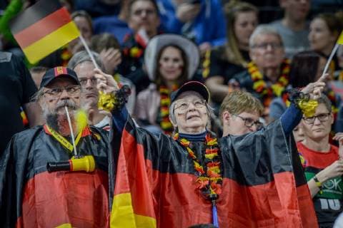 Sport Bilder des Tages Koeln, Deutschland, 23.01.2019, IHF Handball WM 2019, Hauptrunde, Deutschland - Spanien, Die fans von Deutschland ( DeFodi520