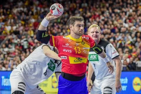 Koeln, Deutschland, 23.01.2019, IHF Handball WM 2019, Hauptrunde, Deutschland - Spanien, Julen Aguinagalde Akizu (SPAIN) in Aktion ( DeFodi520