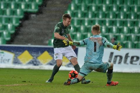 Robert Beric (saint etienne) vs Alex Runarsson (dijon) FOOTBALL : Saint Etienne vs Dijon - 16e de Finale de Coupe de France - 23 01 2019 FredericChambert Panoramic 