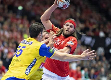 Sport Bilder des Tages Mikkel Hansen of Denmark against Kim Andersson of Sweden during the men s IHF Handball World Championship WM Weltmeisterschaft Main Round Group 2 match between Denmark and Sweden in Herning, Denmark, Wednesday, Jan. 23, 2019.. , Herning Jylland Denmark Copyright: HenningxBagger HenningxBaggerx COP105 spdk20190123-211040-L