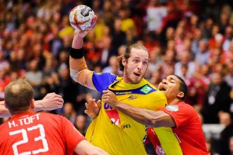 190123 Kim Ekdahl du Rietz of Sweden in a duel with Mads Mensah of Denmark during the IHF World Handball Championship match between Denmark and Sweden on January 23, 2019 in Herning. Photo: Petter Arvidson BILDBYRN kod PA 92213 Copyright: PETTERxARVIDSON BB190123PA089