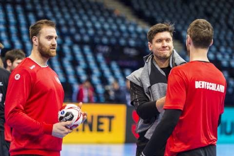Hamburg, Deutschland 24. Januar 2019: WM 2019 Männer - Halbfinale - Deutschland Pressekonferenz v.li. Torhueter Andreas Wolff (Deutschland THW Kiel), Niklas Landin, Hendrik Pekeler (Deutschland THW Kiel) Hamburg Barclaycard Arena Deutschland