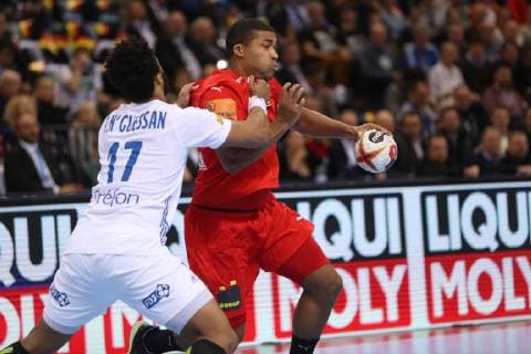 26th Mens Handball World Championship WM Weltmeisterschaft Daenemark vs Frankreich, 25.01.19 Mads Mensah (Daenemark, 22) gegen Timothey N Guessan (Frankreich, 17)