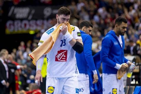 Ludovic Fabregas (Nr. 23, Frankreich) ist niedergeschlagen deprimiert enttaeuscht. Daenemark vs. Frankreich, Halbfinale, Handball, IHF Handball Weltmeisterschaft, 25.01.19 Hamburg Hamburg Germany Barclaycard-Arena Copyright: xAgentur54Gradx xFelixxKoenigx