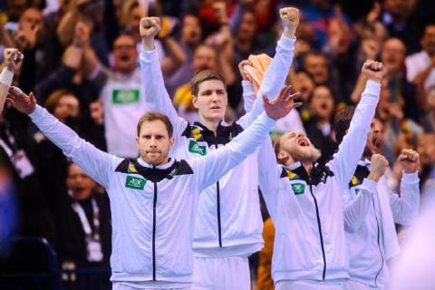 190125 Substitutes of Germany celebrates during the IHF World Handball Championship match between Germany and Norway on January 25, 2019 in Hamburg. Photo: Ludvig Thunman BILDBYRN kod LT 35585 Copyright: LUDVIGxTHUNMAN BB190125LT062