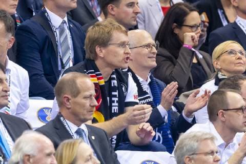 Daniel Guenther auf der Tribuene in Hamburg. Deutschland vs. Norwegen, Halbfinale, Handball, IHF Handball Weltmeisterschaft, 25.01.19 Hamburg Hamburg Germany Barclaycard-Arena Copyright: xAgentur54Gradx xFelixxKoenigx