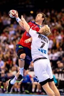 Hamburg, 25. Januar 2019 - Handball, IHF Men s World Championship WM Weltmeisterschaft 2019, Deutschland - Norwegen: Sander Sagosen (Norwegen, 5), Patrick Wiencek (Deutschland, 7)