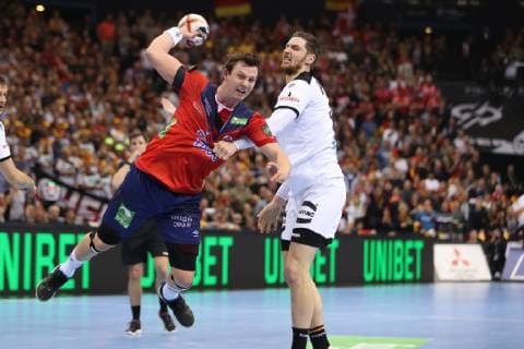 26th Mens Handball World Championship WM Weltmeisterschaft Deutschland vs Norwegen, 25.01.19 Sander Sagosen (Norwegen, 05) gegen Hendrik Pekeler (Deutschland, 13)