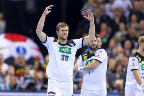 Fabian Boehm (Nr. 38, Deutschland) feuert die Zuschauer an. Deutschland vs. Norwegen, Halbfinale, Handball, IHF Handball Weltmeisterschaft, 25.01.19 Hamburg Hamburg Germany Barclaycard-Arena Copyright: xAgentur54Gradx xFelixxKoenigx