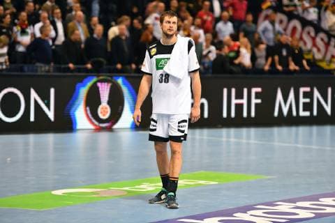 Fabian Böhm (Deutschland), steht enttäuscht alleine auf weiter Flur Deutschland-Norwegen Germany-Norway IHF Handball Weltmeisterschaft 2019, Handball World Championship WM Weltmeisterschaft 2019, Herren, Männer, Maenner, men, Handball, Deutschland, Germany, Halbfinale Spiel 1, half final Hamburg, 25.1.2019