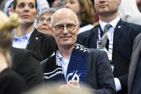 GER, IHF WM 2019, Deutschland (GER) vs Norwegen (NOR) 25.01.2019, GER, IHF WM 2019, Deutschland (GER) vs Norwegen (NOR) im Bild Peter Tschentscher (Erstet Buergermeister der Stadt Hamburg) auf der Tribuene