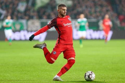 26.01.2019, xtgx, Fussball 1.Bundesliga, SV Werder Bremen - Eintracht Frankfurt emspor, v.l. Ante Rebic (Frankfurt, 4) (DFL DFB REGULATIONS PROHIBIT ANY USE OF PHOTOGRAPHS as IMAGE SEQUENCES and or QUASI-VIDEO) Bremen