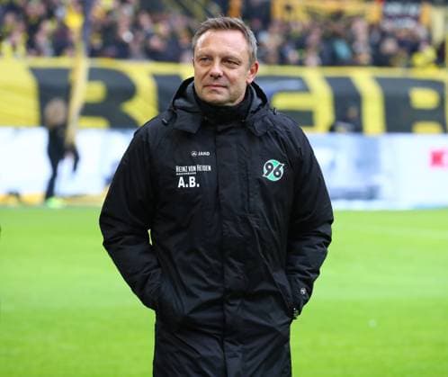 Samstag 26.01.2019, Saison 2018 2019, 1. Bundesliga, 19. Spieltag im Dortmunder Signal Iduna Park, BVB 09 Borussia Dortmund - Hannover 96, Andre Breitenreiter (Trainer, H96) DFL REGULATIONS PROHIBIT ANY USE OF PHOTOGRAPHS AS IMAGE SEQUENCES AND OR QUASI-VIDEO.
