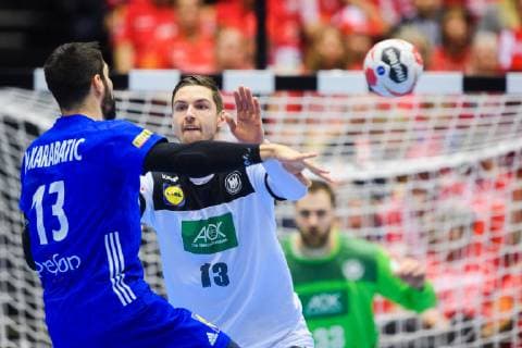 190127 Nikola Karabatic of France and Hendrik Pekeler of Germany during the IHF World Handball Championship bronze medal game between Germany and France on January 27, 2019 in Herning. Photo: Ludvig Thunman BILDBYRN kod LT 35587 Copyright: LUDVIGxTHUNMAN BB190127LT003
