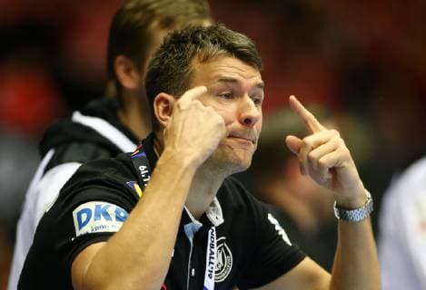 Trainer Christian Prokop zeigend, gestikulierend Aktion Oberkoerper Oberkörper Handball Weltmeisterschaft WM Herren Spiel um 3.Platz Saison 2018 2019 27.01.2019 Deutschland GER DHB vs. Frankreich FRA