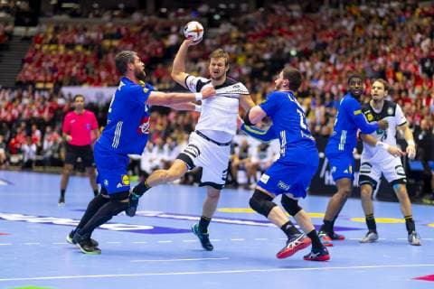 Fabian Boehm (Nr. 38, Deutschland) gegen Luka Karabatic (Nr. 22, Frankreich) und Ludovic Fabregas (Nr. 23, Frankreich). Deutschland vs. Frankreich, Spiel um Platz 3, Handball, IHF Handball Weltmeisterschaft, 27.01.19 Herning Daenemark Jyske Bank Boxen Copyright: xAgentur54Gradx xFelixxKoenigx