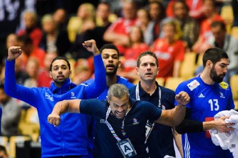 190127 Didier Dinart, head coach of France, looks dejected during the IHF World Handball Championship bronze medal game between Germany and France on January 27, 2019 in Herning. Photo: Ludvig Thunman BILDBYRN kod LT 35587 Copyright: LUDVIGxTHUNMAN BB190127LT026