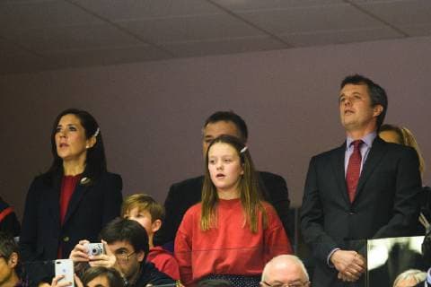 190127 Crown Prinsess Mary and Crown Prins Frederik of Denmark in the stands ahead of the IHF World Handball Championship final between Norway and Denmark on January 27, 2019 in Herning. Photo: Ludvig Thunman BILDBYRN kod LT 35588 Copyright: LUDVIGxTHUNMAN BB190127LT071