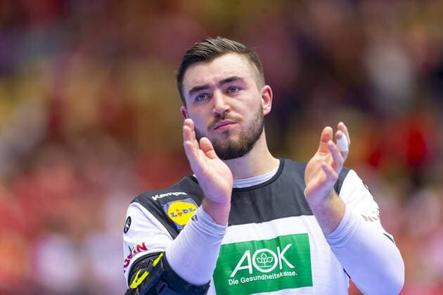 Jannik Kohlbacher (Nr. 48, Deutschland) ist niedergeschlagen deprimiert enttaeuscht. Deutschland vs. Frankreich, Spiel um Platz 3, Handball, IHF Handball Weltmeisterschaft, 27.01.19 Herning Daenemark Jyske Bank Boxen Copyright: xAgentur54Gradx xFelixxKoenigx