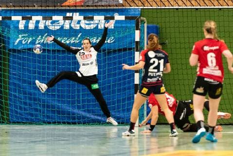 Monika Lide (SG H2Ku Herrenberg Kuties 12), SG H2Ku Herrenberg Kuties vs. HL Buchholz 08-Rosengarten Luchse, Handball, 2.Bundesliga, Frauen, HBF, Saison 18 19, 27.01.2019, SG H2Ku Herrenberg Kuties vs. HL Buchholz 08-Rosengarten Luchse, Handball, 2.Bundesliga, Frauen, HBF, Saison 18 19, 27.01.2019 Herrenberg Copyright: xEibner-Pressefoto WolfgangxFrankx SGH