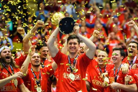190127 Goalkeeper Niklas Landin of Denmark celebrates with the trophy after the IHF World Handball Championship final between Norway and Denmark on January 27, 2019 in Herning. Photo: Ludvig Thunman BILDBYRN kod LT 35588 Copyright: LUDVIGxTHUNMAN BB190127LT144