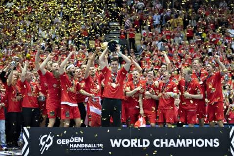 Goalkeeper Niklas Landin of Denmark with the trophy and gold medal after the men s IHF Handball World Championship WM Weltmeisterschaft gold medal match between Denmark and Norway in Herning, Denmark, Sunday, Jan. 27, 2019.. , Herning Jylland Denmark Copyright: HenningxBagger HenningxBaggerx COP102 spdk20190127-194446-L