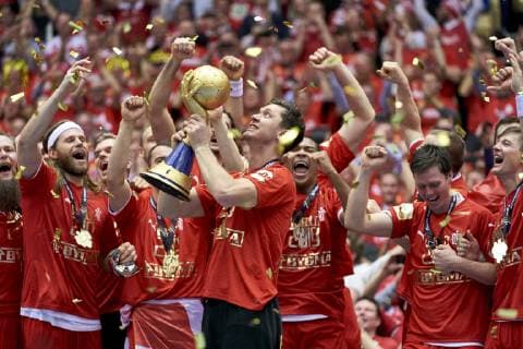 Handball WM, Dänemark ist Weltmeister IHF Men s World Championship WM Weltmeisterschaft 2019 Final handball match. Goalkeeper Niklas Landin of Denmark with the trophy and gold medal after men s IHF Handball World Championship Final between Denmark and Noway at the Jyske Bank Boxen arena in Herning Denmark on Sunday January 27 2019. Denmark 